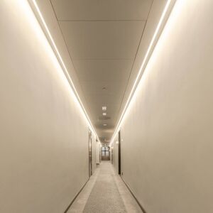 SLC LED pásik Ultra Long iCC IP20 30m 240W 2 700K